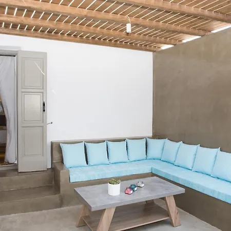 New In The Heart Of - 1 Apartment *